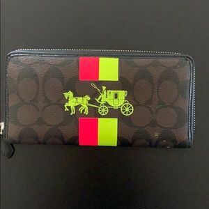 Coach wallet. Gently used